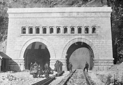 Портал Симплонского тоннеля с итальянской стороны