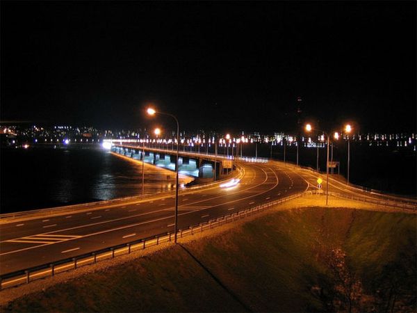 Мурманск мост через Кольский залив ночью