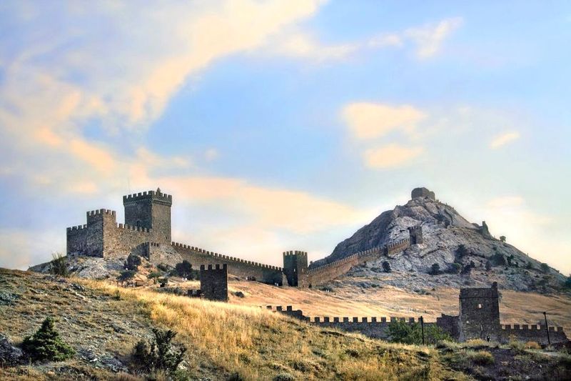 Судакская (Генуэзская) крепость.
