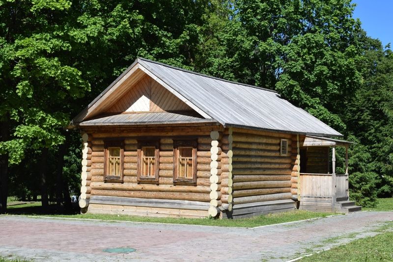 Дом, который был построен в 1876 году отцом Чапаева.