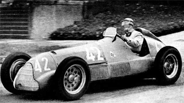 Джузеппе Фарина на Alfa Romeo.