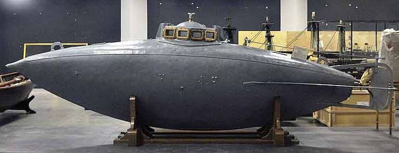 Единственный сохранившийся экземпляр подводной лодки С. К. Джевецкого. Военно-Морской музей. Санкт-Петербург.