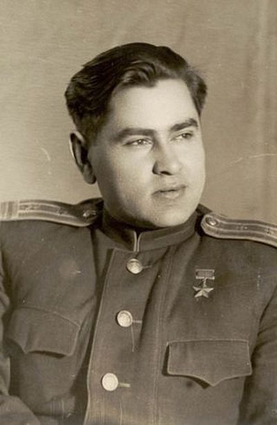 Маресьев Алексей Петрович (1916 — 2001)