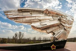 «Крыло Икара» — мемориал погибшим лётчикам-испытателям