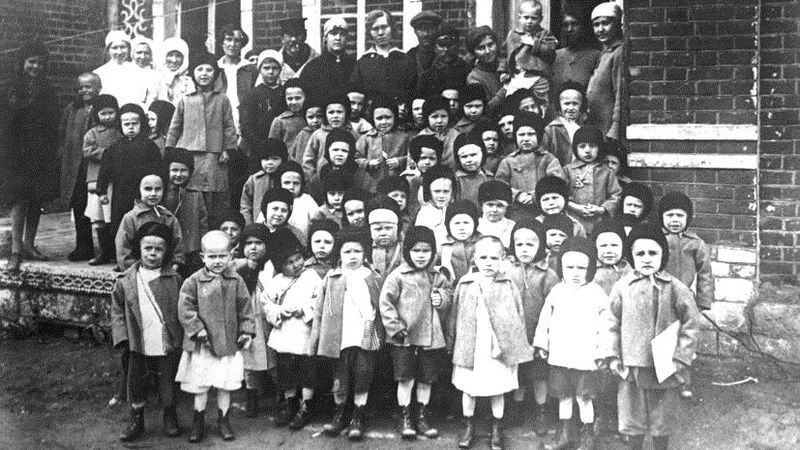 1920 год. Дети Корюшинского детского дома в Татарской АССР.