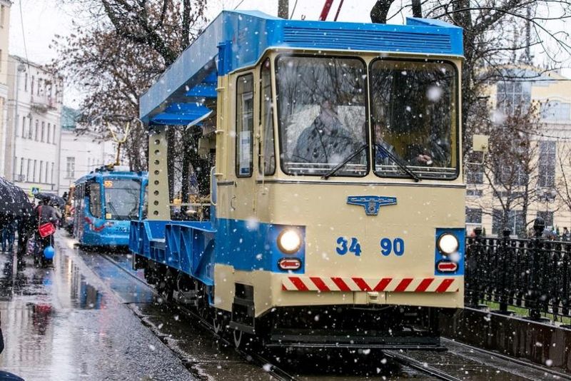 Московский трамвай. Рельсотранспортёр СВАРЗ РТ-3 № 3490.