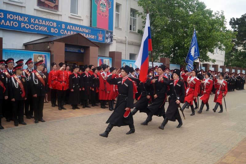 Новороссийский казачий кадетский корпус. Традиционный парадный марш.