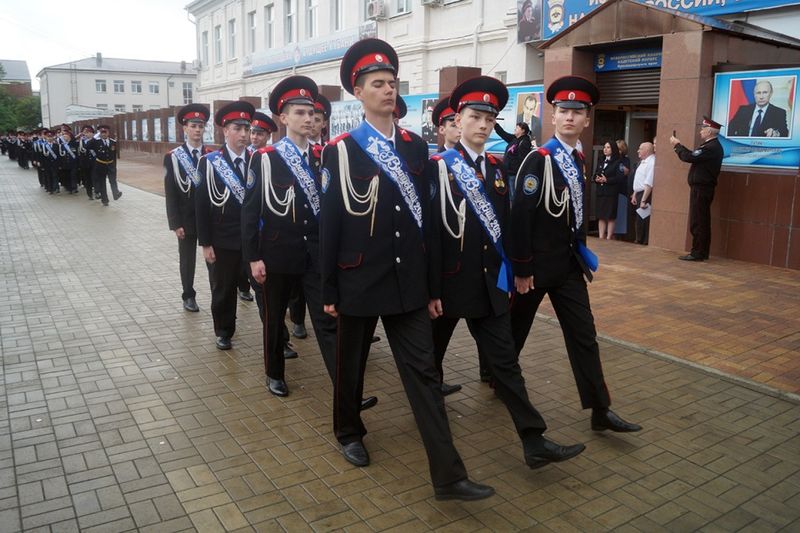 Новороссийский казачий кадетский корпус. Традиционный парадный марш.