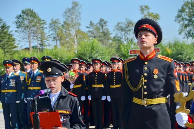 Уссурийское суворовское училище. Торжественная клятва первокурсника.