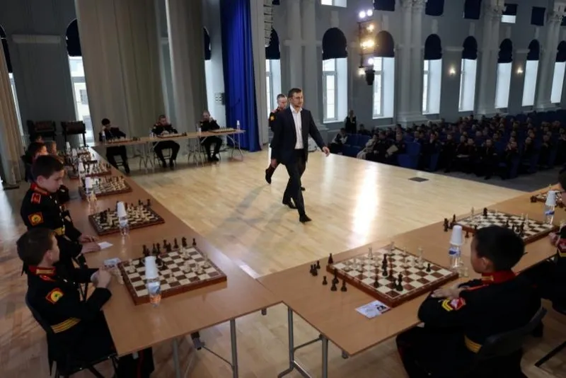 Чемпион мира по быстрым шахматам Сергей Александрович Карякин.