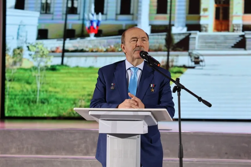 Герой РФ Александр Фёдорович Полещук в гостях у Иркутских суворовцев.