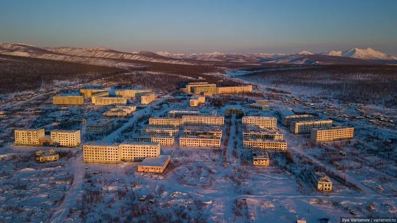 Кадыкчан. Вид с высоты птичьего полёта.