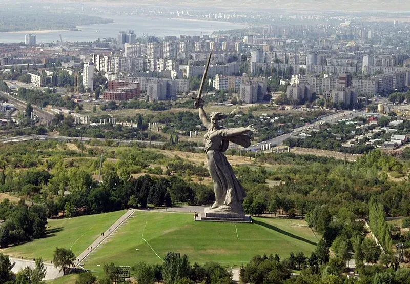 Монумент «Родина-мать зовёт!». Сталинград