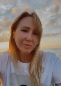 Юлия Волкова